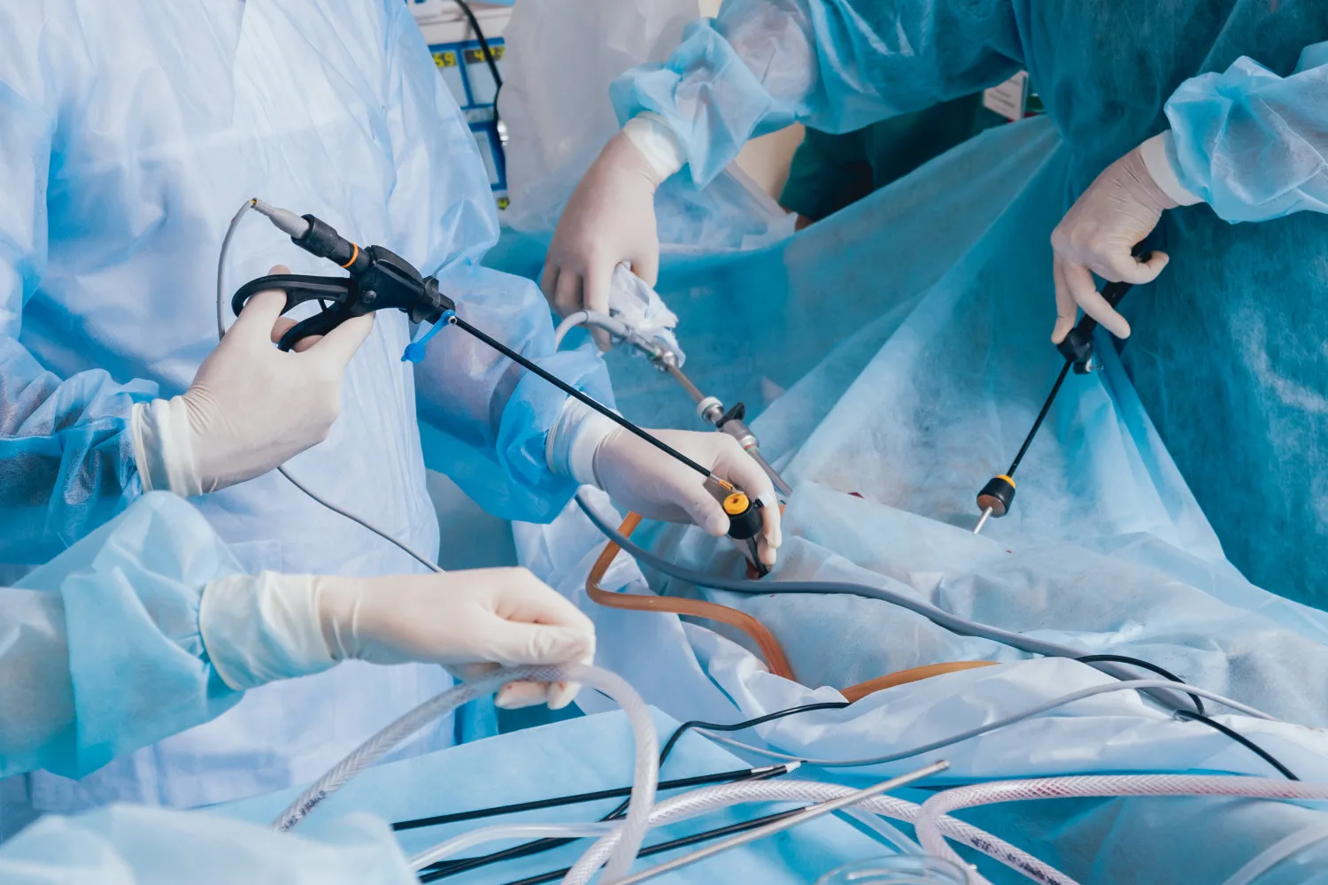 Cirugía de columna de mínima invasión